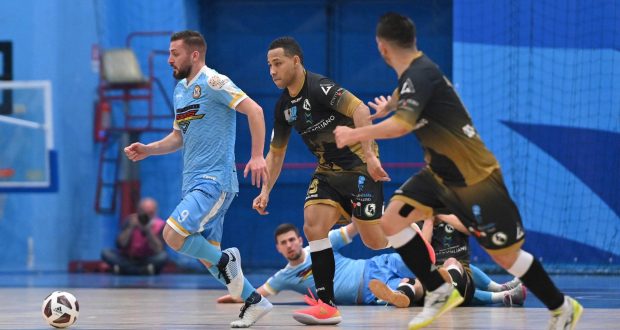 Napoli Futsal – Sandro Abate  3 – 4, gli Irpini vincono il derby con un gran gol di Alex a 20” dalla sirena