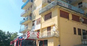 Montemiletto, fiamme in un appartamento: evacuato l’intero stabile