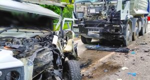Sant’Angelo dei Lombardi, violento impatto tra un furgone ed un camion: i due autisti ricoverati in ospedale