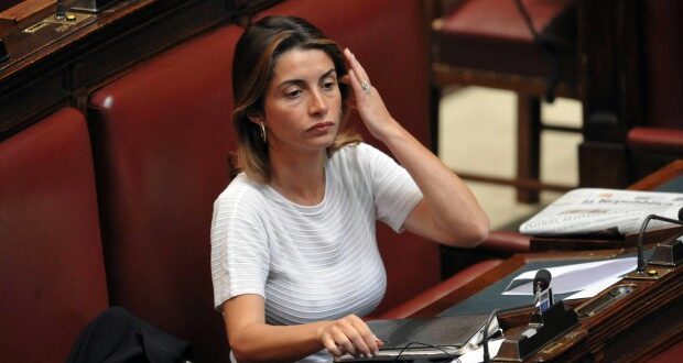 Avellino, la neo eletta senatrice Giulia Cosenza ringrazia i idirigenti ed i militanti di Fratelli d’Italia