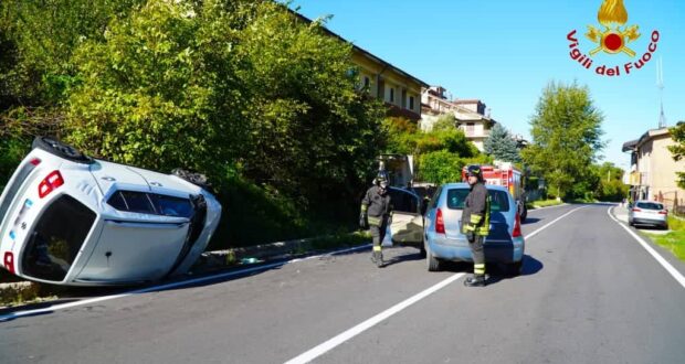 Monteforte Irpino, incidente stradale sulla SS7:  due persone ferite