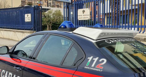 Avellino, trovato in possesso di un coltello a serramanico: 30enne denunciato dai Carabinieri